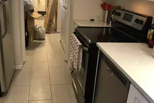 4250 N Marine Dr, Chicago, IL 60613 - Photo 9