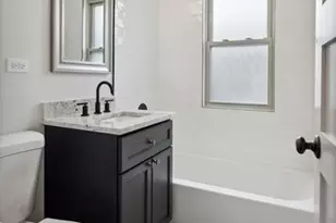 2233 N 77th Ct, Elmwood Park, IL 60707 - Photo 15