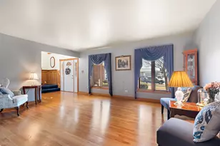 8112 Justin Ct, Tinley Park, IL 60477 - Photo 9