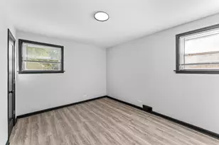 47 48th Ave, Bellwood, IL 60104 - Photo 9