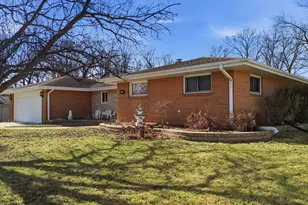 1934 Philip Dr, Dixon, IL 61021 - Photo 3