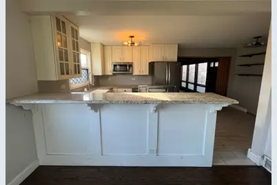 5009 W 101st Street, Oak Lawn, IL 60453 - Photo 9