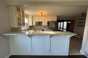 5009 W 101st St, Oak Lawn, IL 60453 - Photo 9