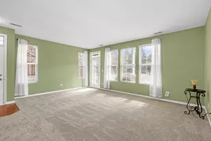 1607 Millbrook Dr, Algonquin, IL 60102 - Photo 3