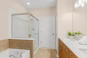 1607 Millbrook Dr, Algonquin, IL 60102 - Photo 17