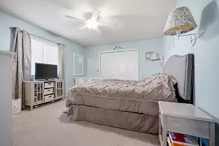 1015 Primrose Ln, Normal, IL 61761 - Photo 17