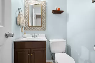 1015 Primrose Ln, Normal, IL 61761 - Photo 15