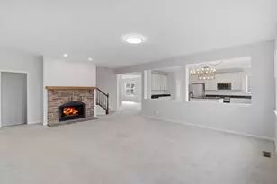 2511 Hennig Rd, Hampshire, IL 60140 - Photo 3