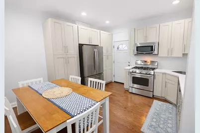 2467 N Clark Street #3, Chicago, IL 60614 - Photo 3