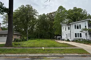 910 N Brainard Ave, La Grange Park, IL 60526 - Photo 1