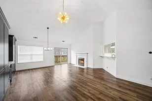 2012 N Silver Lake Rd, Arlington Heights, IL 60004 - Photo 7