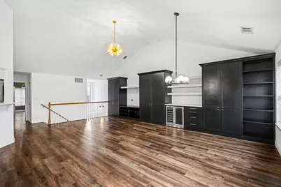 2012 N Silver Lake Road #2012, Arlington Heights, IL 60004 - Photo 5