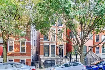 1331 N Greenview Avenue #3, Chicago, IL 60642 - Photo 1