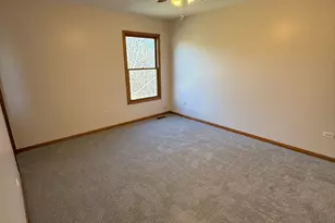 8885 Dryden St, Woodridge, IL 60517 - Photo 19