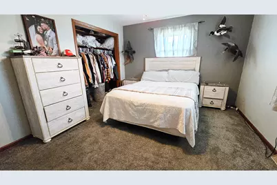 412 Sunset Drive, Centralia, IL 62801 - Photo 19