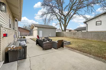 15126 Chaucer Drive, Oak Forest, IL 60452 - Photo 25