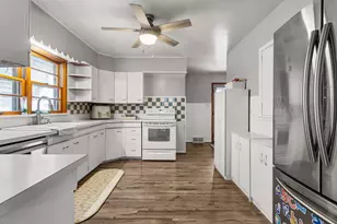 3235 W Main St, Decatur, IL 62522 - Photo 11