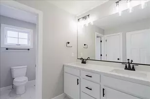 5206 Finlen Ln, Bloomington, IL 61705 - Photo 21