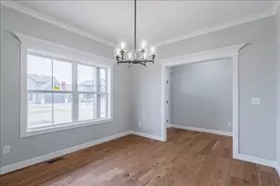 5206 Finlen Ln, Bloomington, IL 61705 - Photo 3