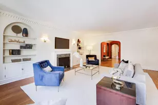 5750 S Kenwood Ave, Chicago, IL 60637 - Photo 9
