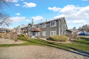 745 Candleridge Ct, Bartlett, IL 60103 - Photo 19