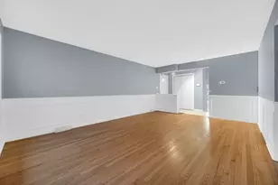 16906 Dobson Ct, South Holland, IL 60473 - Photo 3