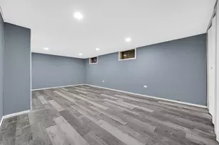 16906 Dobson Ct, South Holland, IL 60473 - Photo 17