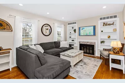 [Address not provided], Elmwood Park, IL 60707 - Photo 3