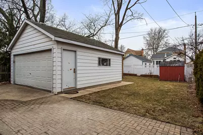 [Address not provided], Elmwood Park, IL 60707 - Photo 23