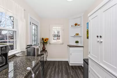 [Address not provided], Elmwood Park, IL 60707 - Photo 9