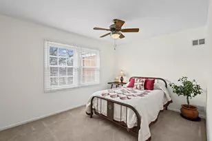 2501 Indian Ridge Dr, Glenview, IL 60026 - Photo 25