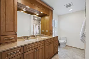 2501 Indian Ridge Dr, Glenview, IL 60026 - Photo 21