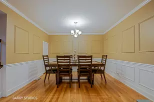 233 Lakeview Ln, Bloomingdale, IL 60108 - Photo 11