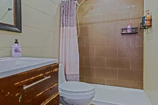 233 Lakeview Ln, Bloomingdale, IL 60108 - Photo 17