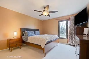 233 Lakeview Ln, Bloomingdale, IL 60108 - Photo 15