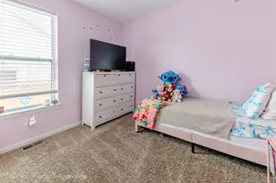 1005 Joel Ln, Genoa, IL 60135 - Photo 21