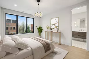 2434 W Superior St, Chicago, IL 60612 - Photo 27