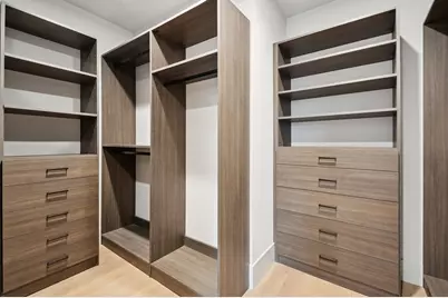 2434 W Superior Street, Chicago, IL 60612 - Photo 29