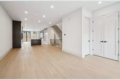 2434 W Superior Street, Chicago, IL 60612 - Photo 15