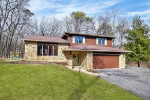 39W150 Campton Hills Dr, Saint Charles, IL 60175 - Photo 1