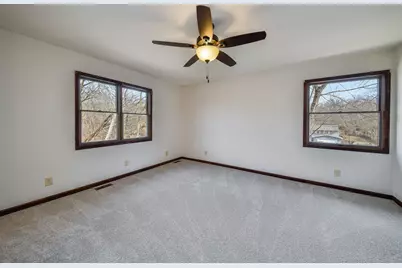 39W150 Campton Hills Drive, Saint Charles, IL 60175 - Photo 13