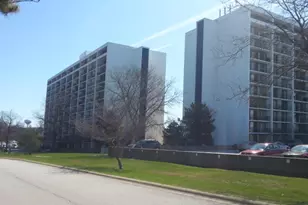 2015 S Finley Rd, Lombard, IL 60148 - Photo 17