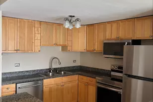 2015 S Finley Rd, Lombard, IL 60148 - Photo 5