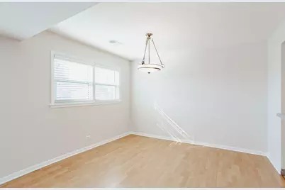 710 Oakton Street #304, Evanston, IL 60202 - Photo 5