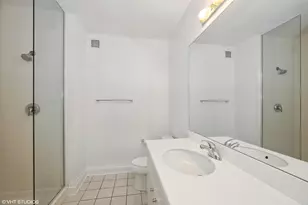 33 W Ontario St, Chicago, IL 60654 - Photo 29