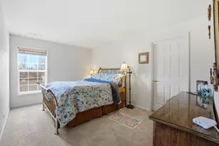 8421 Canary Grass Ln, Fox Lake, IL 60020 - Photo 17