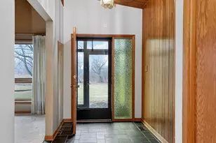 7010 Heritage Cir, Orland Park, IL 60462 - Photo 5