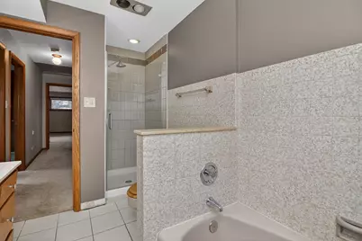 7010 Heritage Circle, Orland Park, IL 60462 - Photo 25