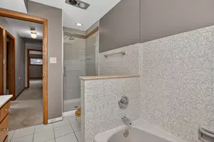 7010 Heritage Cir, Orland Park, IL 60462 - Photo 25