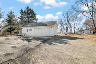 691 N State Route 1 17, Momence, IL 60954 - Photo 25